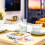 Ruby Apartments - Qstay