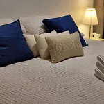 Adorable Studio In A Peaceful Area Of Gold Coast