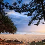 Burleigh Point Holiday Apartments