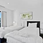 Beachfront Luxury In Soul Surfers Paradise 9Th
