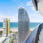 Oracle Resort - Q Stay