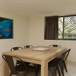 Burleigh Terraces - Hosted By Burleigh Letting