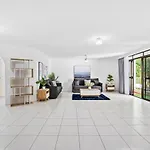 Coco Bella Dream In Surfers Paradise