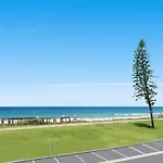 Nalu - Hosted By Burleigh Letting