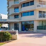 Burleigh Surf - Hosted By Burleigh Letting