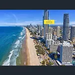 Zenith 2Bd Absolute Beachfront Surfers Paradise