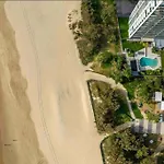 Absolute Beachfront Central Surfers Paradise