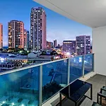 H\'Residences - 2 Bedroom Ocean View Apartment In The Center Of Surfers Paradise