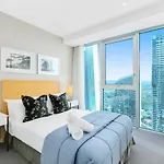 H\'Residences - 2 & 3 Bedroom Ocean View In The Heart Of Surfers Paradise!