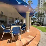 Stunning 2 Bedroom Ocean View Apartment