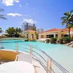 Seaview Chevron Renaissance Free Parking &Free Wifi