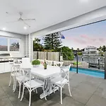 Capri Waterfront Resort 5Br Waterfront Heated Pool