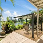 Tranquil Oasis On Pine Lake