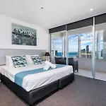 Beachside Surfers Q1 Three Bedroom Apartment