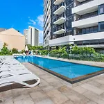 Ocean View 2-Bed With Pool, Sauna, Gym And Bbq
