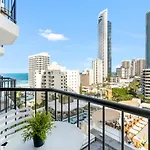 Gorgeous Studio Right In The Heart Of Surfers