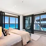 Jewel Broadbeach Luxury Apartment - Coasthm