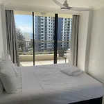 Aristocrat Apartments