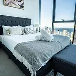Luxurious 2 Bedroom Apartment In Broadbeach Gold Coast Casino High Floor Ocean View - Gc42