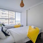 Ocean View 2Br Main Beach Getaway