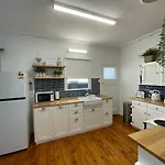 Beach House 100Ms To Beach Freshly Renovated All New Appliances