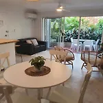 Mari Court Resort