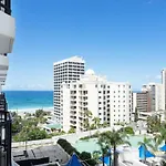 Sea Views At Central Surfers With Spa And Balcony