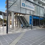 Elston Surfers Paradise - Self Contained, Privately Managed Apartments