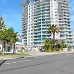 Mantra Wings Beach Front 4Bd Brand New