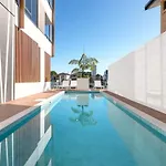 Comfortable 1Br Apt With Pool And Carpark