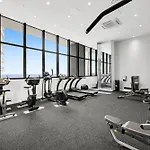 Oceanfront 2-Bed With Spectacular View, Pool & Gym