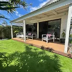 Seabreeze Villa On Mermaid Beach/ Broadbeach