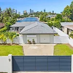 Broadbeach Waterfront Home With Pool
