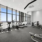Luxe Oceanfront 1-Bed High Rise With Pool & Gym