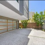 Casa De Mork - Entire 3 Storey Beach Villa