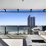 Level 47 Sky High 2Br Ocean View Apartment