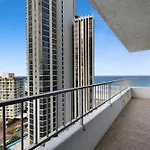 Ocean View 2-Bed With Pool, Tennis Court & Bbq