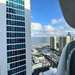 Hilton Surfers High Floor Beach Views