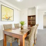 Retro Main Beach Hidden Gem With Waterfront Views