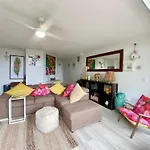Oceanfront Family Apartment Pool & Bbq