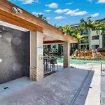 Currumbin Sands Beachfront Retreat