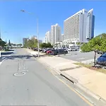 High Floor Ocean View At Surfers Paradise - Hotel Studio