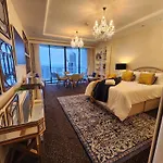 Deluxe Private Apartment And Studio - Ocean Views