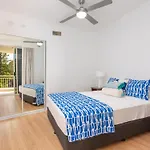 Maldives Resort Main Beach, Gold Coast