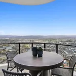 Broadbeach Casino Private Apartments - Gclr