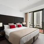 Legends Surfers Paradise Mid Week Madness Deal - Q Stay
