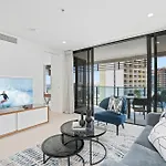 Oracle Resort Broadbeach - Gclr