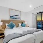 Soul Surfers Paradise - Self Contained & Privately Managed