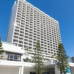 Ocean View Aparthotel In Surfers Paradise