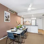 Sierra Grand Broadbeach - Self Contained & Privately Managed Apartments